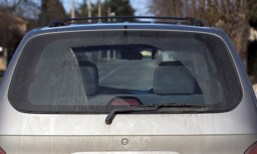 The Importance of Properly Installed Rear Windshields: Safety First!