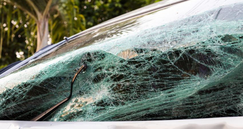 windshield cracking