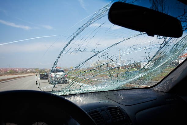 driving with a broken windshield